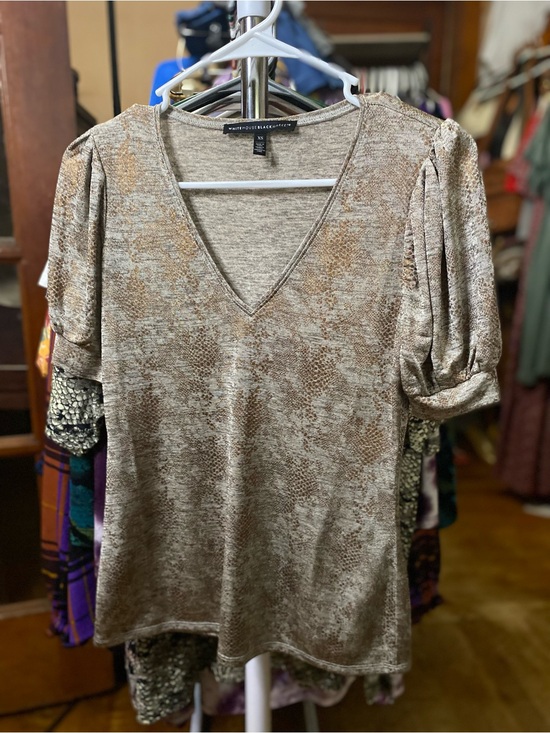 White House Black Market Tops - White House Black Market Taupe Metallic V-Neck Puff Sleeve Top